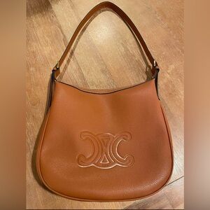 Brown leather hobo bag/purse. Never been used